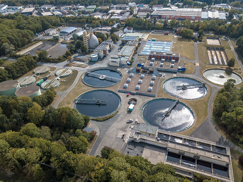 Bild eines großen Klärwerks