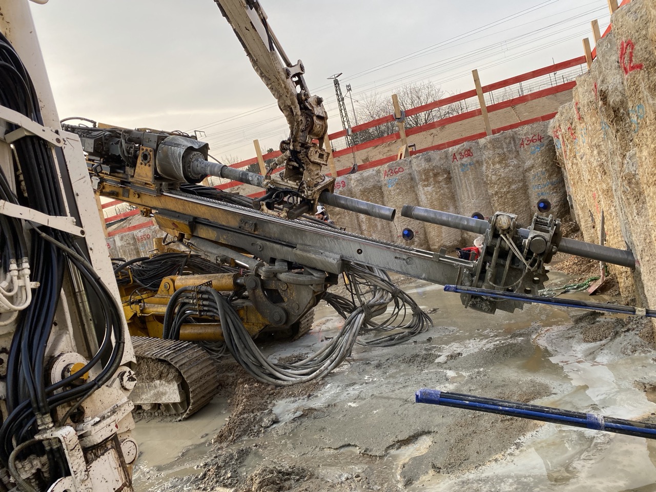 Bild einer Bohrung in einer Baugrube