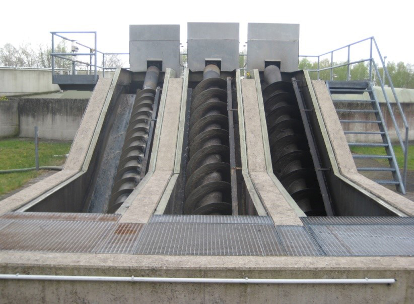 Schneckenpumpwerk der Kläranlage zur Anhebung des Abwassers im Zulaufbereich